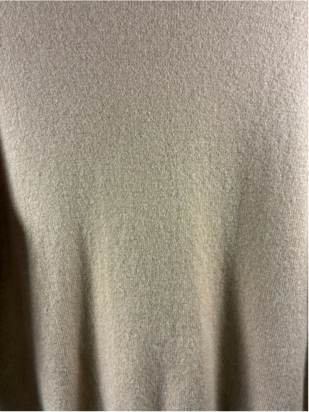 Quince Crew Neck Cashmere Sweater in Tan Beige Size M